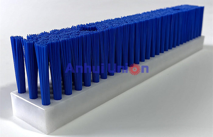 Blue Nylon Block Brush