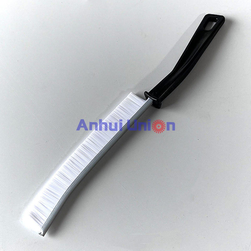 Crevice Cleaning Brush