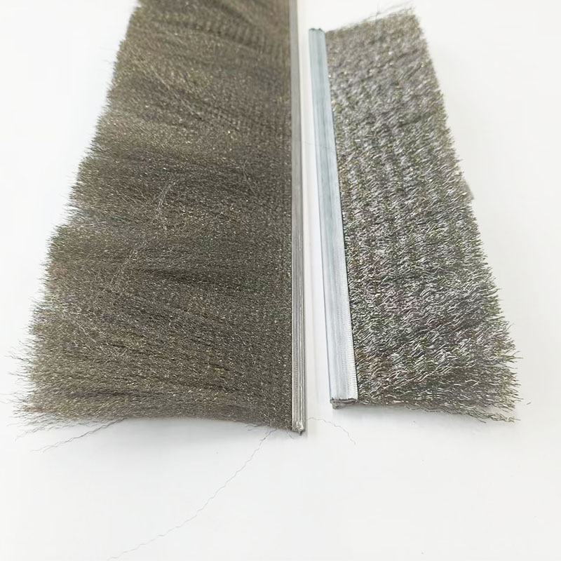 Steel wire strip brush